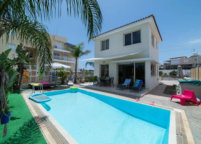 Anna Maria, Kapparis 펜션 *