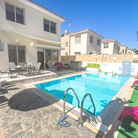 Tatil Evi Anna Maria, Kapparis *