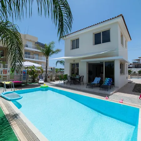 Anna Maria, Kapparis Tatil Evi *