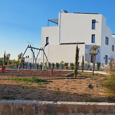 Tatil Evi Anna Maria, Kapparis