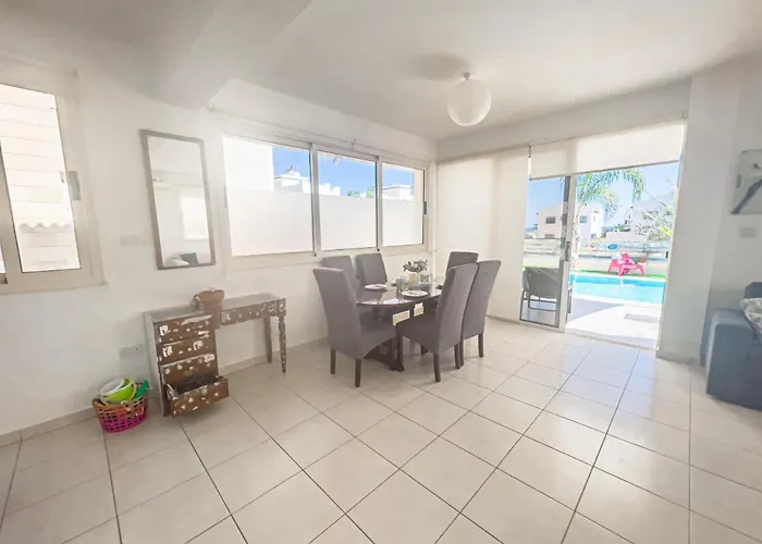 Anna Maria, Kapparis