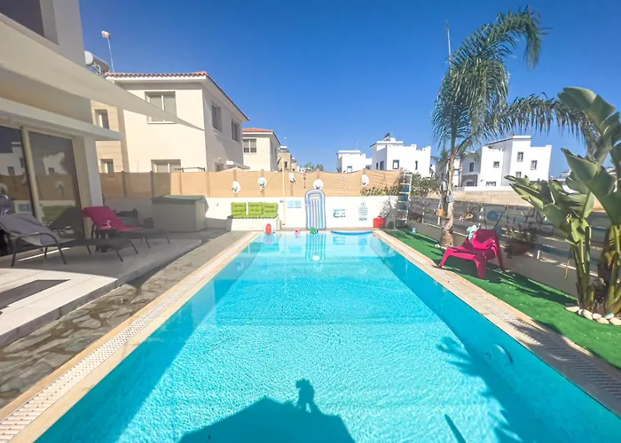 Anna Maria, Kapparis * Paralimni